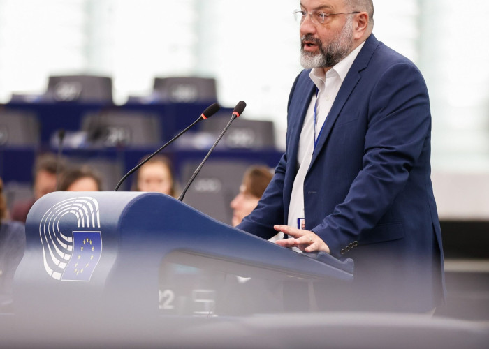 Σάκης Αρναούτογλου: Η Μεσόγειος δεν μπορεί να είναι η ξεχασμένη θάλασσα της Ευρώπης