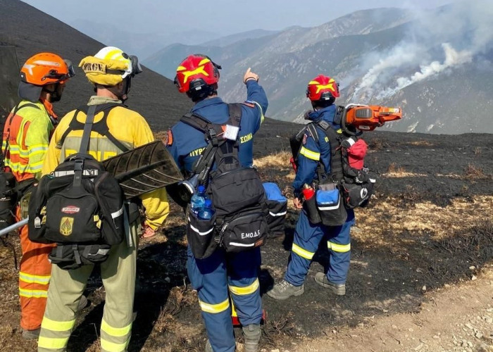 Οι Έλληνες δασοκομάντος επιχειρούν στο πύρινο μέτωπο της Ισπανίας