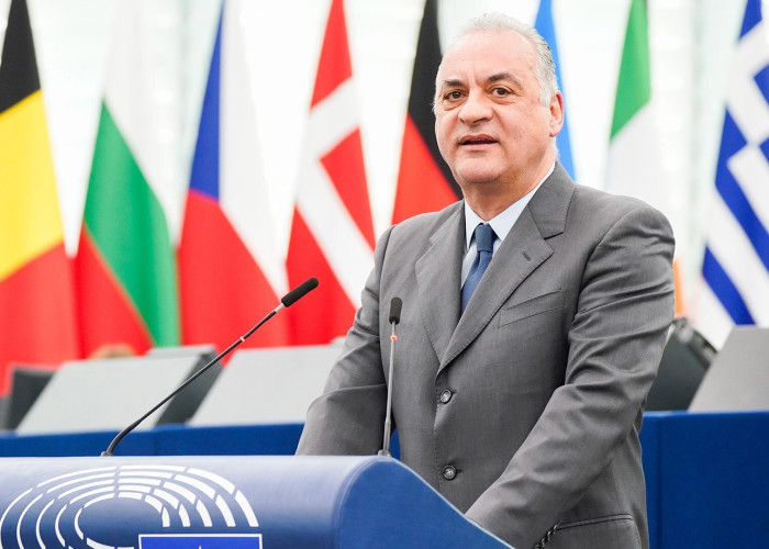 To ΕΛΚ καταψηφίζει τον κοινοτικό προϋπολογισμό 2028-2034