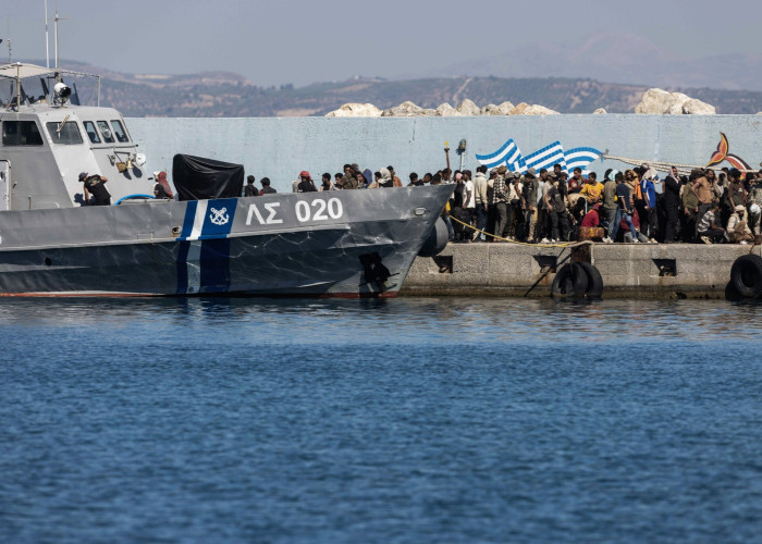 35 ώρες φρίκης των μεταναστών στο πλοίο από Κρήτη προς την Καβάλα