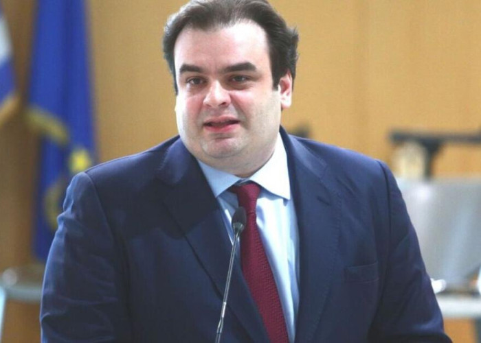 Κυριάκος Πιερρακάκης:1.000.000.000 ευρώ στους λογαριασμούς των δημοσίων υπαλλήλων το 2026