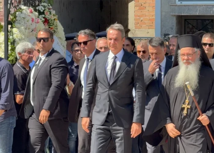 Απόστολος Βεσυρόπουλος: Παρουσία Μητσοτάκη η εξόδιος ακολουθία