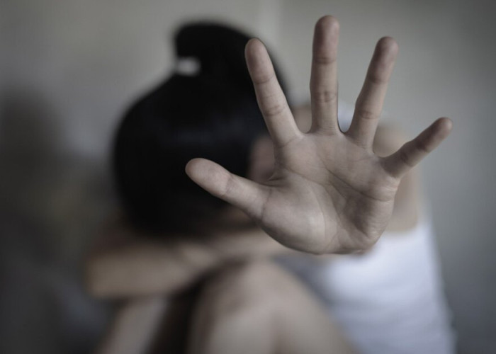 Φρίκη: 43χρονος βiασε 14χρονη με νοητική υστέρηση έξω από εκκλησία