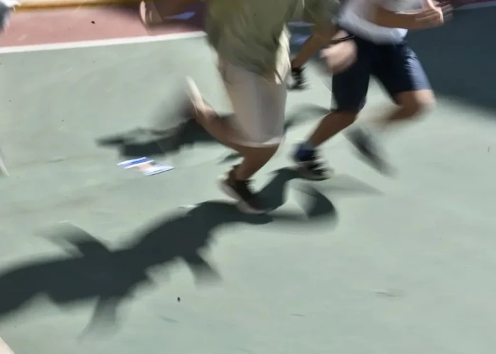 Άγριος καβγάς μεταξύ ανήλικων κοριτσιών στη Λαμία για... διαδικτυακές διαφορές