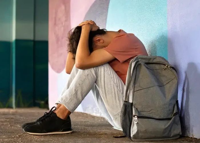 Σοκ στη Πάτρα: Γονείς εγκατέλειψαν και παράτησαν μόνο του τον 17χρονο γιο τους με αυτισμό