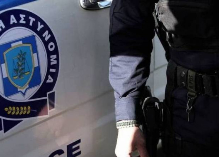 Παραδόθηκε ο δράστης της επίθεσης με κατσαβίδι σε οδηγό μηχανής στην Ιερά Οδό