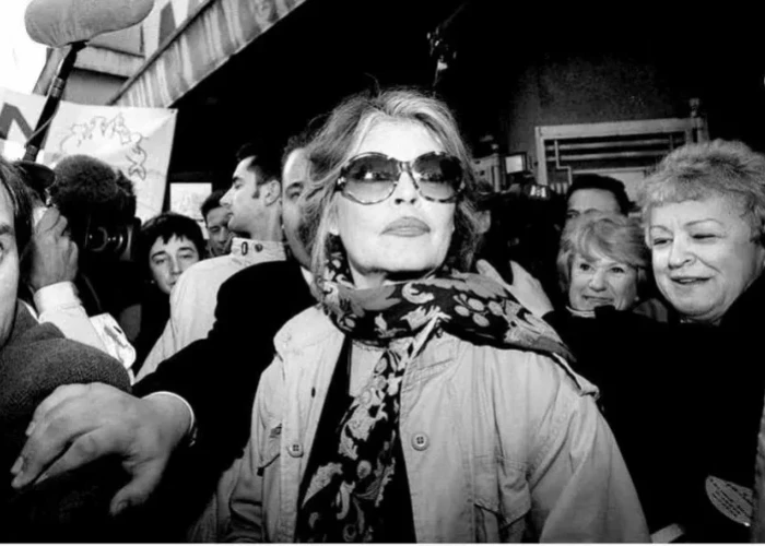 Αγωνία για την 91χρονη Μπριζίτ Μπαρντό! Η κατάστασή της παραμένει ανησυχητική μετά την επέμβαση