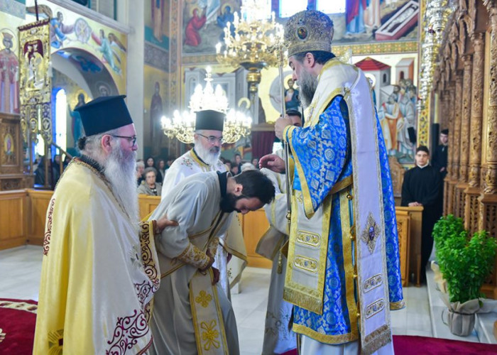Χειροτονία νέου πρεσβυτέρου στην Εκκλησία των Σερρών