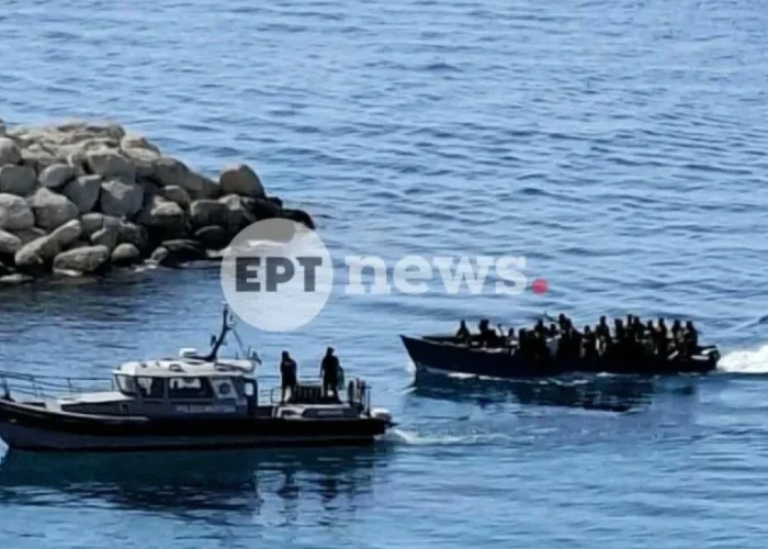 Εντοπίστηκαν και διασώθηκαν 69 αλλοδαποί νοτιοανατολικά της Γαύδου