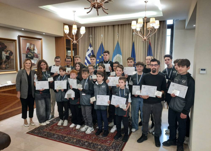 Δήμος Σερρών:Τιμήθηκαν οι «IRONBRICK» και οι «Ελπίδες Σερρών»