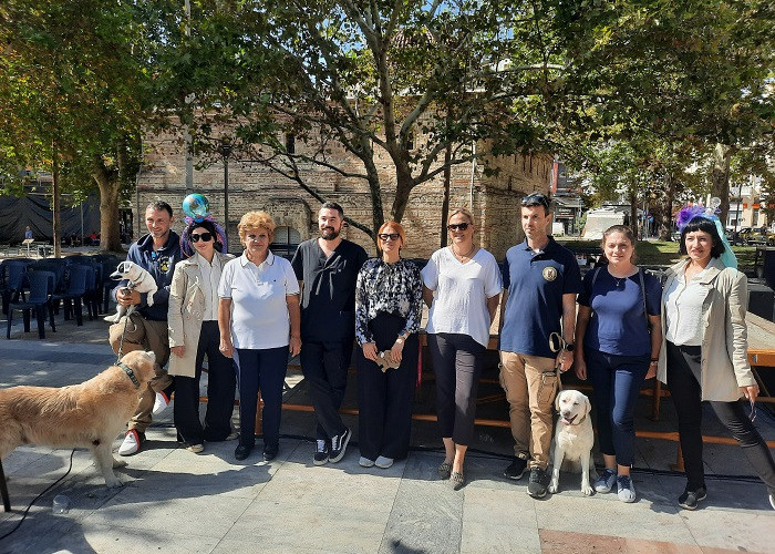 Βαρβάρα Μητλιάγκα-Γιορτάζουμε την Παγκόσμια Ημέρα Ζώων