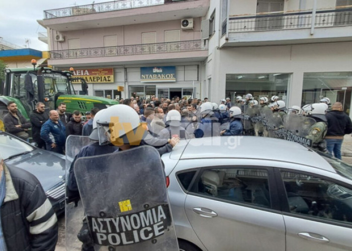 Κατά τη συγκέντρωση αγροτών της Βοιωτίας ένταση και στη Λιβαδειά