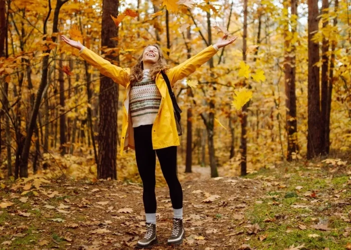 Λίγα βήματα την ημέρα ή μεγάλοι περίπατοι 2 φορές την εβδομάδα; Ποιο από τα δύο μας ωφελεί περισσότερο