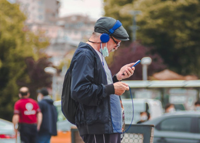 Η μουσική γίνεται «ασπίδα» κατά της Άνοιας: Μειώνει τον κίνδυνο έως και 39%