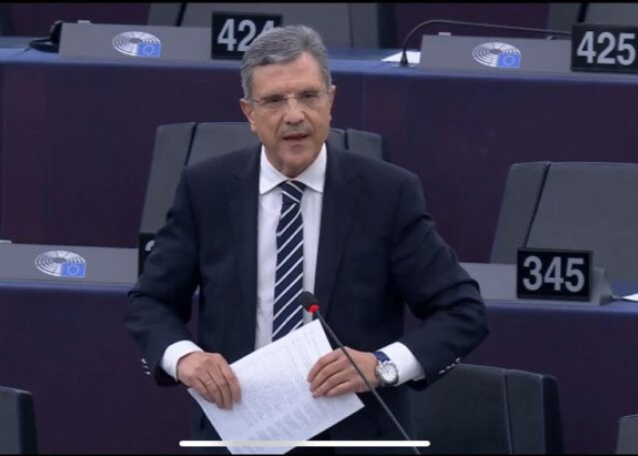 Γιώργος Αυτιάς- Η Ευρώπη δεν απειλείται μόνο από τη Ρωσία αλλά και από την Τουρκία