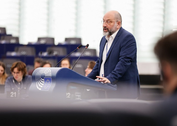 Σάκης Αρναούτογλου: Από τον Βόλο στην Ευρώπη τα αιτήματα των ψαράδων