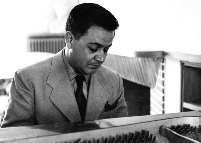 Αφιερωματικό έτος στο Μάνο Χατζιδάκι το 2026