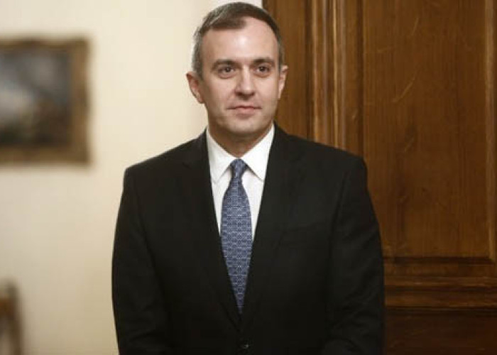 Τάσος Χατζηβασιλείου: Η κυβέρνηση μίλησε με θεσμική ευθύνη για τη Βενεζουέλα - Η Αριστερά τι θέλει, να ξαναγυρίσει ο Μαδούρο;