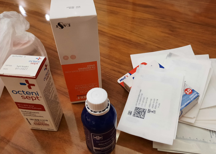 Μαθητές παρέδωσαν φάρμακα στο Κοινωνικό Φαρμακείο του Δήμου