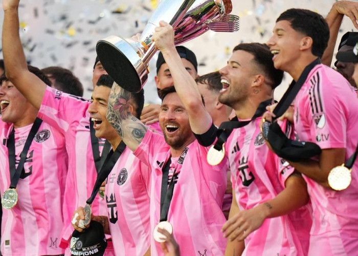 «Θρύλος» Λιονέλ Μέσι: Έφτασε τους 48 τίτλους στην καριέρα του (pic)