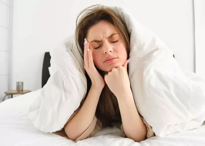 Γιατί δεν «σηκώνουμε» το αλκοόλ όσο μεγαλώνουμε; Ένας επιστήμονας εξηγεί