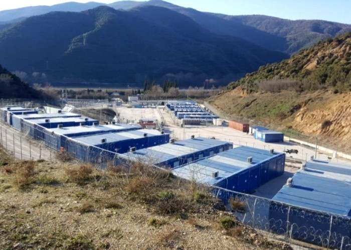 Το ΚΚΕ Σερρών ζητά την άμεση αποσυμφόρηση της Δομής στο Κλειδί