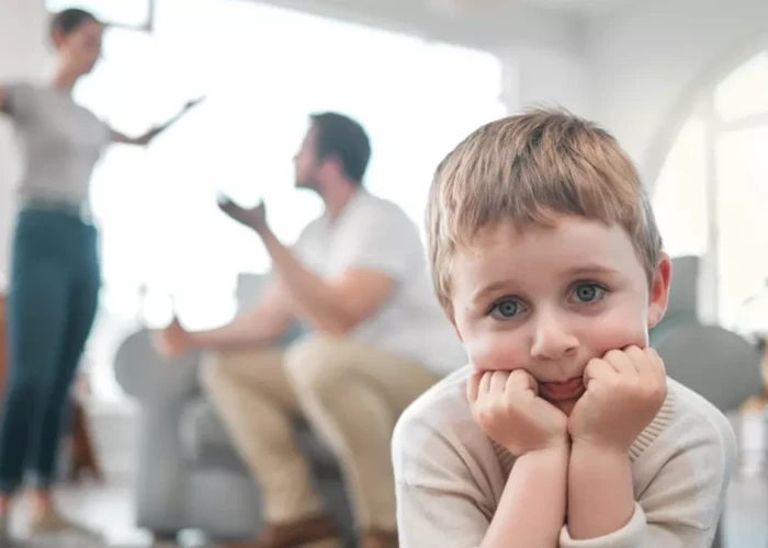 Γονείς: Φέρτε τον μικρό «αντάρτη» στα νερά σας – Μην τον αντιμετωπίζετε σαν εχθρό