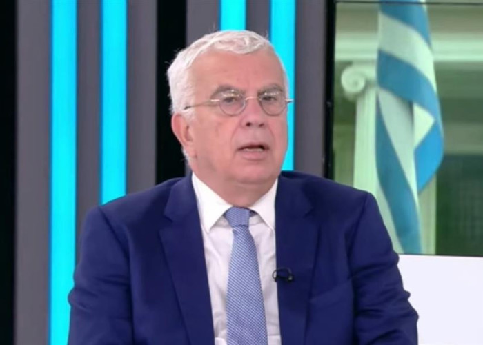 Σιμόπουλος για αγρότες: «Πρέπει να επέμβει η αστυνομία και να τελειώνει το κλείσιμο των δρόμων - Και με βία ακόμη»