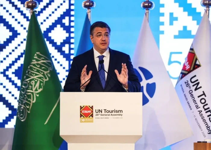 Απόστολος Τζιτζικώστας -Να γίνει η Ευρώπη η πρώτη ήπειρος τεχνητής νοημοσύνης για τον τουρισμό