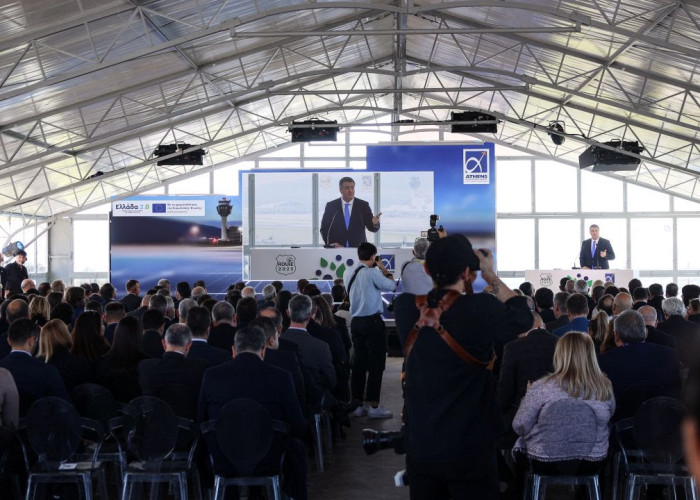 Απόστολος Τζιτζικώστας: «Το αεροδρόμιο της Αθήνας είναι το πρώτο ενεργειακά αυτόνομο στην Ελλάδα»
