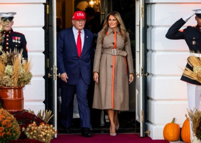 Ο πρόεδρος Τραμπ αποκαλύπτει το ανακαινισμένο μπάνιο του υπνοδωματίου Λίνκολν