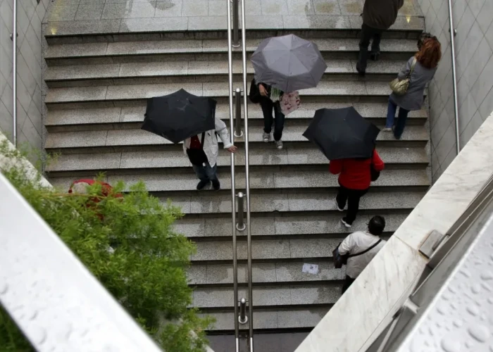 Κακοκαιρία: Εισρροή υδάτων σε Μετρό και Τραμ - Εκτός λειτουργίας οι σταθμοί Μοσχάτο και Καλλιθέα