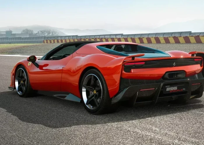 Πόσες Ferrari έχουν πουληθεί φέτος στην Ελλάδα;