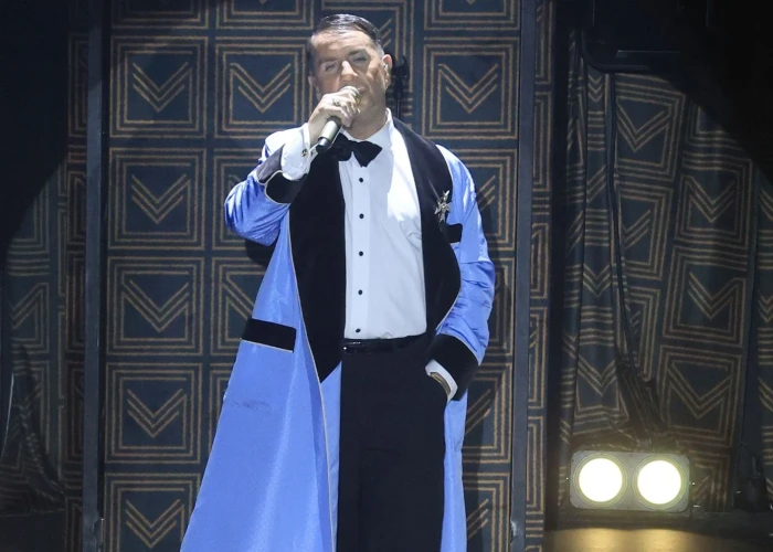 «Δέχτηκα παρενόχληση και απειλές για τη ζωή μου» - Συγκλονίζει πρώην συνεργάτιδα του Μαζωνάκη