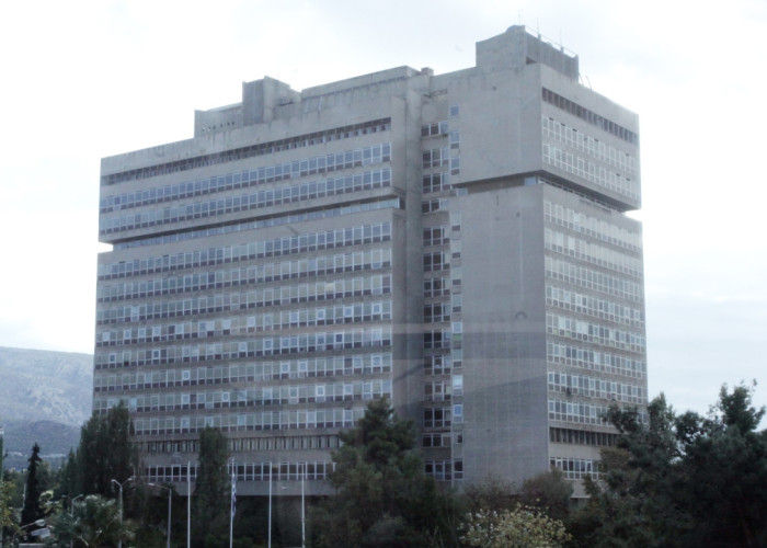 Στο επετειακό πρωθυπουργικό χρονολόγιο της δεκαετίας δεν χώρεσαν ούτε οι υποκλοπές