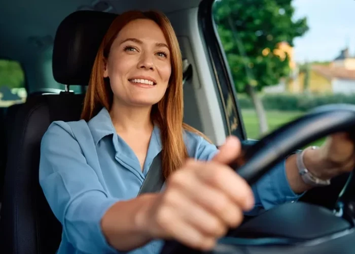 Οδήγηση: Όταν μιλάμε στο κινητό – και με hands free – γινόμαστε πιο αργοί