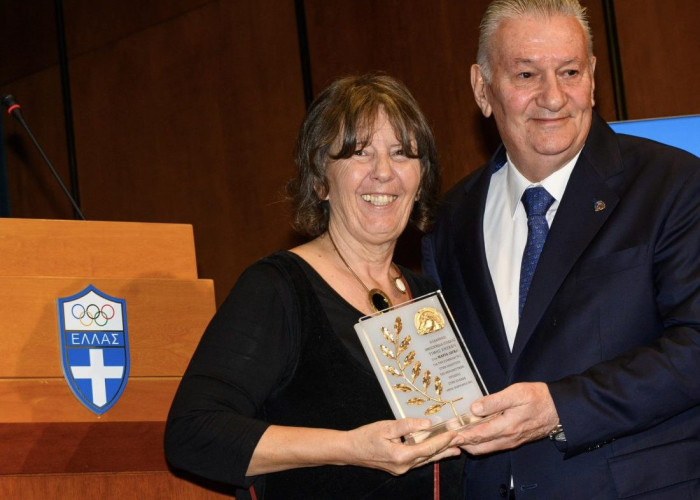 Σέρρες - Βραβεύτηκε η Μαρία Λίγκα για την συμβολή της στην ανάπτυξη της θεραπευτικής ιππασίας