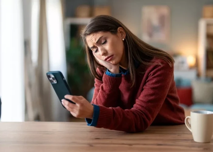 Η χρήση εφαρμογών γνωριμιών μας «ρίχνει» ψυχολογικά – Ποιοι επιβαρύνονται περισσότερο