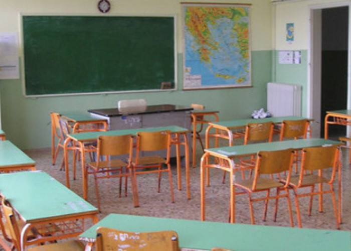 Γιάννης Ναλμπάντης, Δντής του Γυμνασίου Παλαιοκώμης: "Ήλθαν, είδαν, απήλθαν και δεν ξαναήλθαν...."