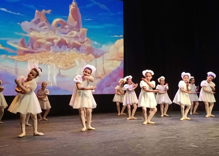 Η Σχολή χορού του Δήμου Σερρών παρουσίασε τη χοροθεατρική παράσταση «Ο Ηρακλής πέρα από τον Μύθο»