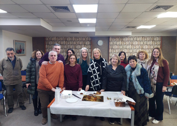 Ζεστό γιορτινό κλίμα και ευχές στην κοπή της βασιλόπιτας της Δημόσιας Κεντρικής Βιβλιοθήκης Σερρών