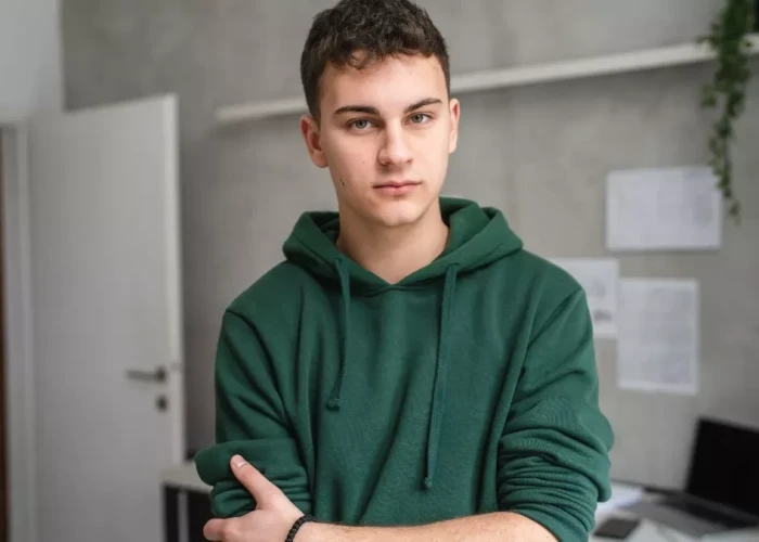 Αυτά τα αγόρια καθυστερούν να μπουν στην εφηβεία – Έχουν μικρότερους όρχεις και λιγότερη τεστοστερόνη από τους συνομιλήκους τους