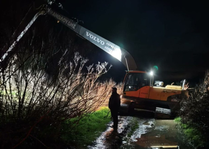 Σέρρες - Κινδύνεψαν να σπάσουν τα αναχώματα του ποταμού Στρυμώνα