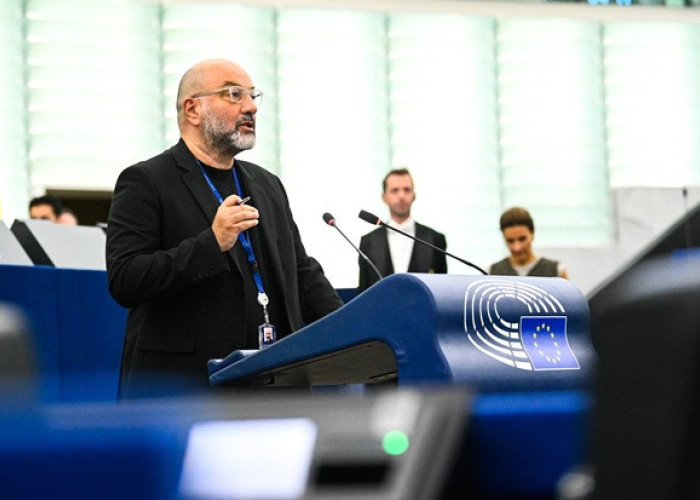 Σάκης Αρναούτογλου: Η Ευρώπη δεν μπορεί να περιμένει την καταστροφή