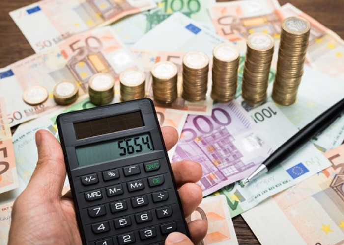 Πόσο πιθανή είναι η μείωση της προκαταβολής φόρου για επαγγελματίες και επιχειρήσεις