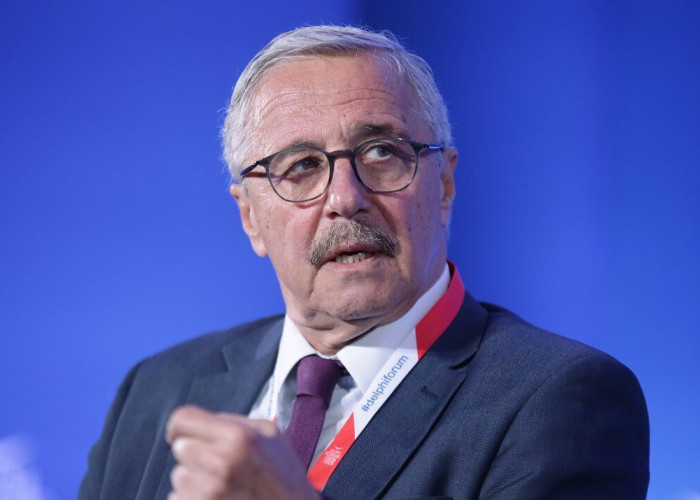 Γιάννης Μανιάτης- Στο Ευρωκοινοβούλιο το Predator από τους Σοσιαλιστές