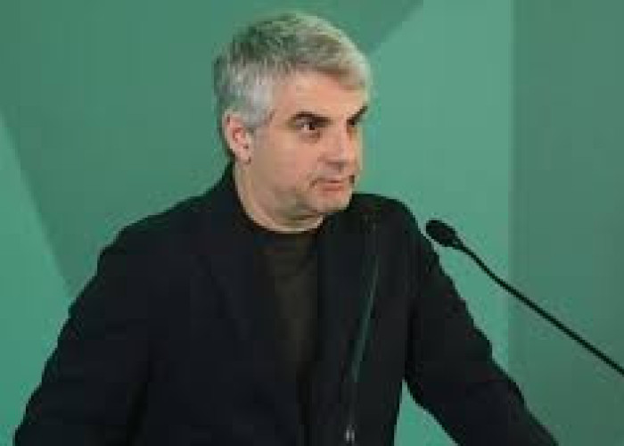 Ενότητα σημαίνει σύνθεση διαφορετικών απόψεων