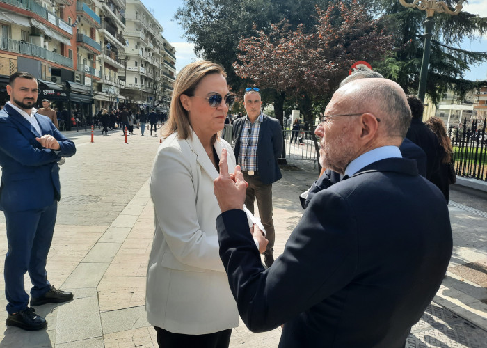 Τετ τα τετ της Δημάρχου Σερρών με τον Υφυπουργό Υγείας για το ζήτημα του παιδοψυχιάτρου