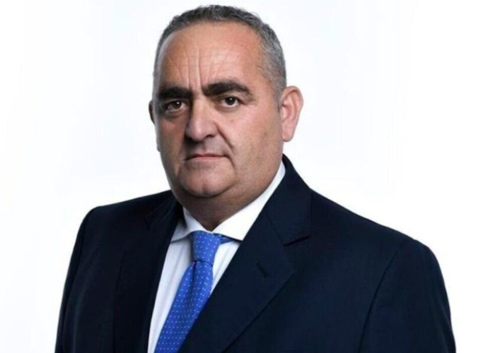 Απάντηση Κομισιόν σε επιστολή Μπελέρη: Ο σεβασμός στα θεμελιώδη, περιουσιακά και μειονοτικά δικαιώματα στην Αλβανία είναι μέρος των ενταξιακών διαπραγματεύσεων