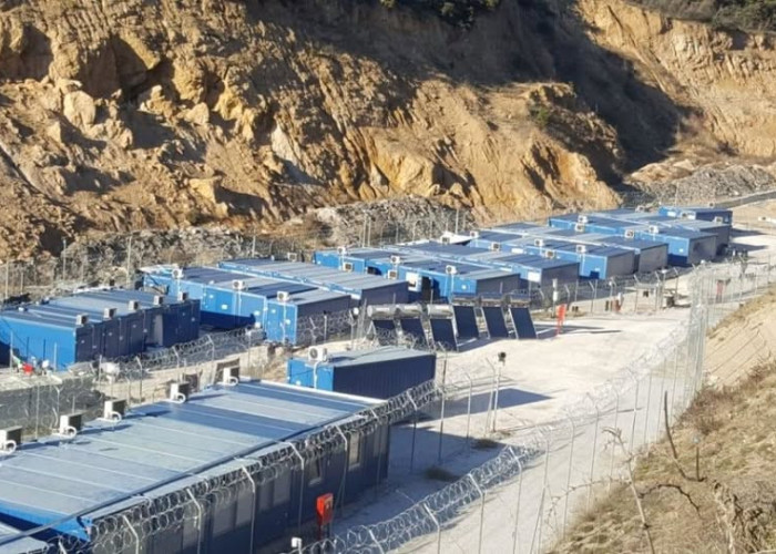 Ένωση Αστυνομικών Υπαλλήλων Σερρών: Δωρεά μεταλλικών υλικών για την κατασκευή υποστέγων στη Δομή Σιντικής (Κλειδί)